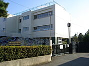 幸松小学校まで740ｍ