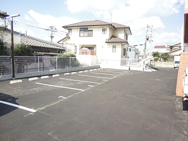 モントーレヒルズ東櫛原