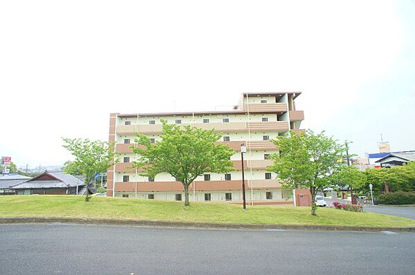 モントーレヒルズ東櫛原