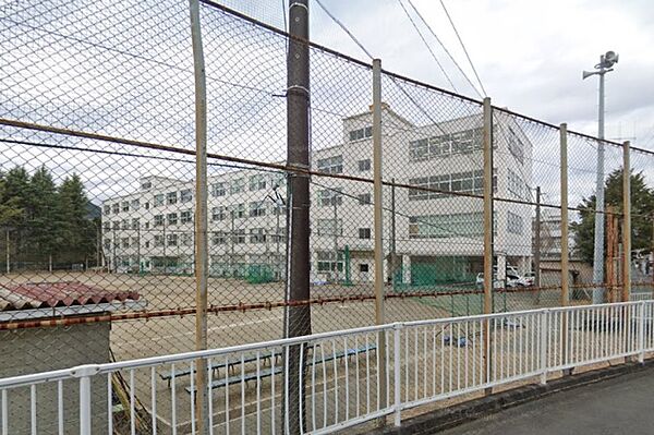 画像16:静岡市立安倍川中学校