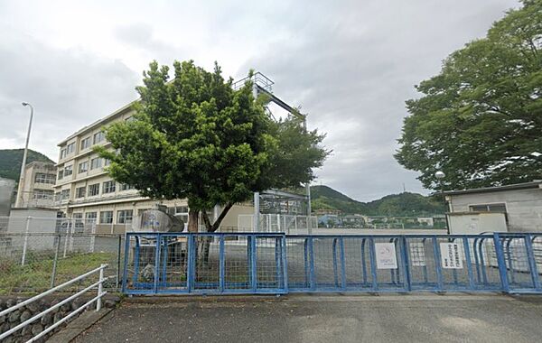 画像13:静岡市立服織小学校