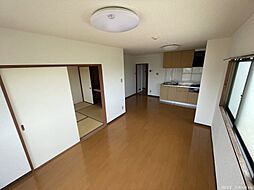 JR中央本線 西八王子駅 徒歩12分の賃貸マンション 3階2LDKのリビング/ダイニング