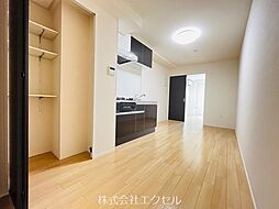 JR中央本線 西八王子駅 徒歩11分の賃貸マンション 2階1LDKのリビング/ダイニング