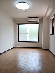 京王相模原線 京王堀之内駅 徒歩10分の賃貸マンション 1階ワンルームのリビング/ダイニング