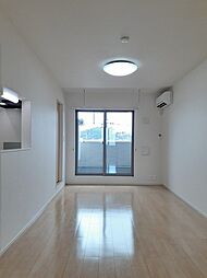 JR中央本線 西八王子駅 バス10分 中央道八王子バス停下下車 徒歩1分の賃貸アパート 3階1LDKのリビング/ダイニング