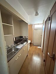 京王高尾線 山田駅 徒歩5分の賃貸マンション 2階1Kのリビング/ダイニング