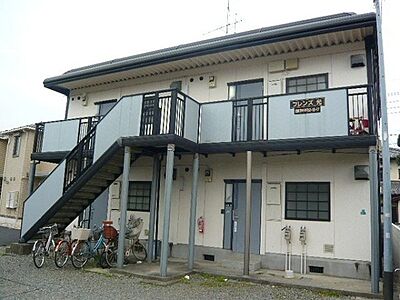 外観:駐車場1台付 外観:駐車場1台付