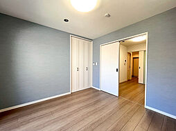 seesaw小路町 3階1DKのリビング/ダイニング