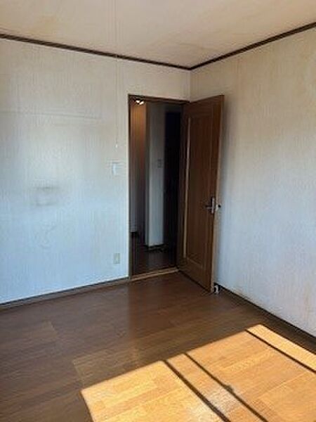 洋室を拡大表示