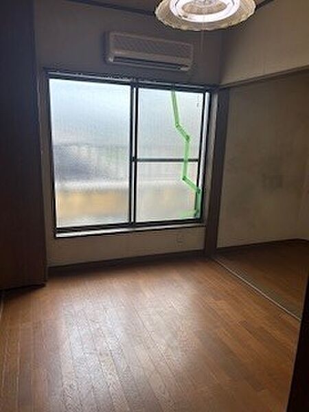 洋室を拡大表示