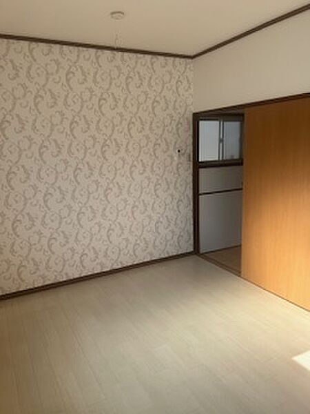 洋室を拡大表示