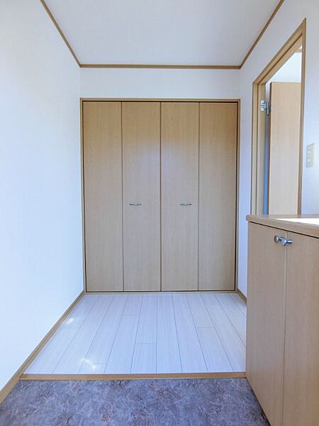 detached 埼玉県北足立郡伊奈町内宿台5丁目126

地図を見る