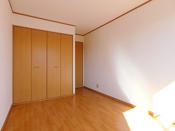 detached 埼玉県北足立郡伊奈町内宿台5丁目126

地図を見る