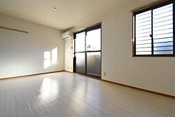 ヴィラセスト 2階ワンルームのリビング/ダイニング