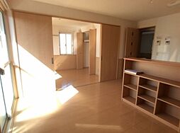 リヴェールメゾン・櫻　壱番館 1階2LDKのリビング/ダイニング