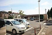 セブンイレブン上尾原市バイパス店 452m