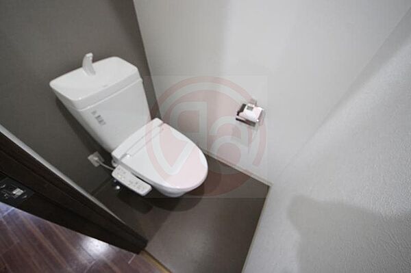 画像12:清潔感のあるトイレです