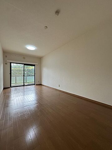 リビング/ダイニング 川崎市麻生区片平4丁目15-14