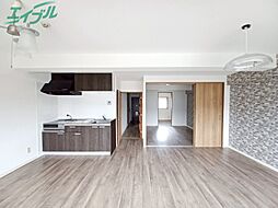 グリーンパレス瀬古口 3階1LDKのリビング/ダイニング