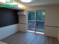 ＰＲＯＵＤ桔梗が丘　C棟 2階1LDKのリビング/ダイニング