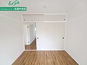 同物件別部屋の写真です