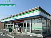 ファミリーマート名張鴻之台店 3320m