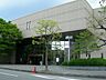 周辺：箕面市立メイプルホール 142m