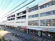 阪急オアシス箕面店 901m