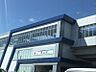 周辺：青山駅まで徒歩約17分●ホームが新しくなり特急を含め全列車が停車する駅。常滑駅・中部国際空港方面・知多半田駅方面のバスが停留します。