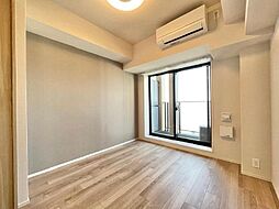 ジェノヴィア綾瀬II 1301 13階1Kのリビング/ダイニング