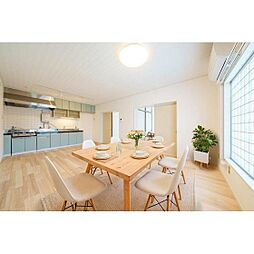 城東町ハイツ 201 2階3LDKのリビング/ダイニング