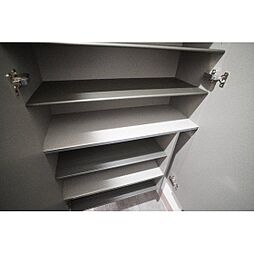 Ｄ−ＲＯＯＭ六供町2丁目