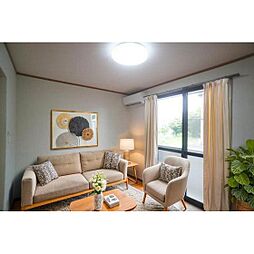 フィオレット 102 1階2DKのリビング/ダイニング