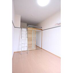 オーゴアパートメント 102 1階1Kのリビング/ダイニング