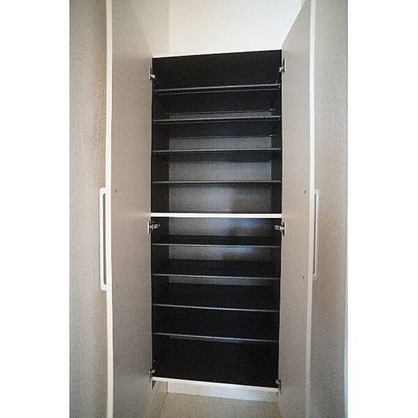 apartment 群馬県前橋市上新田町
上新田町の賃貸情報を見る
物件地図