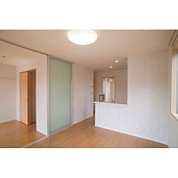 ラークメゾンII 201