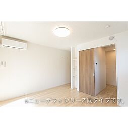 ハミルトン・Ａ 102 1階1Kのリビング/ダイニング