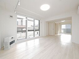 ビッグレジデンス旭ヶ丘 2階1LDKのリビング/ダイニング