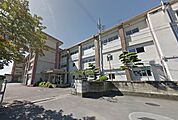 一宮市立千秋中学校 740m