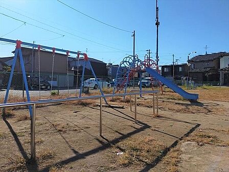 西町遊園地 470m