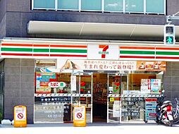 セブンイレブン東池袋3丁目店 70m
