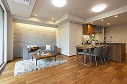 エスタードヒルズ代々木西原 2LDKのリビング/ダイニング