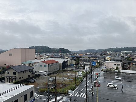 南西向きにつき、陽当りの良いお部屋です。