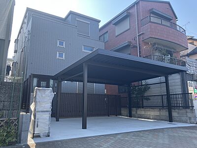 外観:【現地外観写真】JR中央・総武緩行線「平井」駅まで徒歩12分の立地です。身近な距離にコンビニやスーパーがあるなど、生活利便性の高さも魅力です。 外観:【現地外観写真】JR中央・総武緩行線「平井」駅まで徒歩12分の立地です。身近な距離にコンビニやスーパーがあるなど、生活利便性の高さも魅力です。