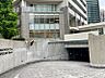 その他：【駐車場アプローチ】住友不動産建物サービス(株)による日勤管理が行われており、共用部は清潔に保たれています。