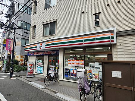 【セブンイレブン渋谷初台1丁目店】