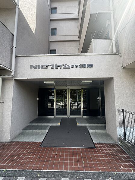 【エントランス】