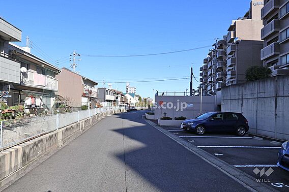 敷地内駐車場（...