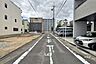 外観：物件の西側前面道路（北側から）［2026年5月24日撮影］