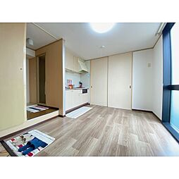 ポトリバ　E 106 1階1DKのリビング/ダイニング